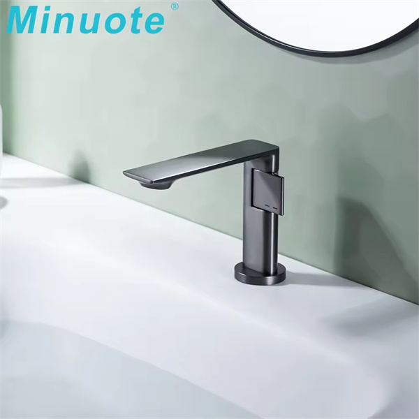 Holinės kainos aukščiausios reitingų kriaušės čiaupams