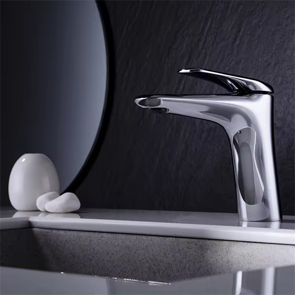 قم بترقية حمامك باستخدام صنبور ذو مقبض واحد عملي