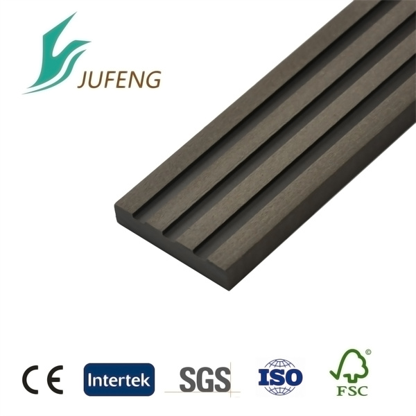 เพิ่มความเป็นส่วนตัวและความปลอดภัยด้วยแผ่นกันชนรั้ว WPC