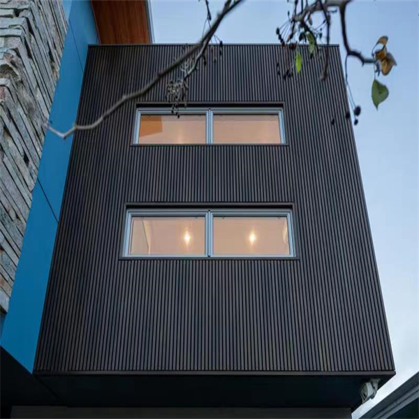 Verwendung von Fluted Cladding