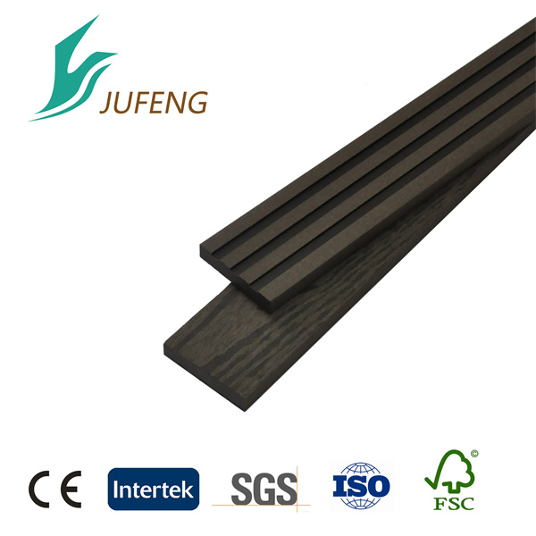 Revêtement de clôture WPC écologique pour une vie durable