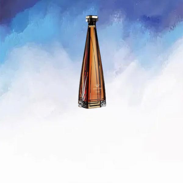 Szklana flaszka alkoholowa