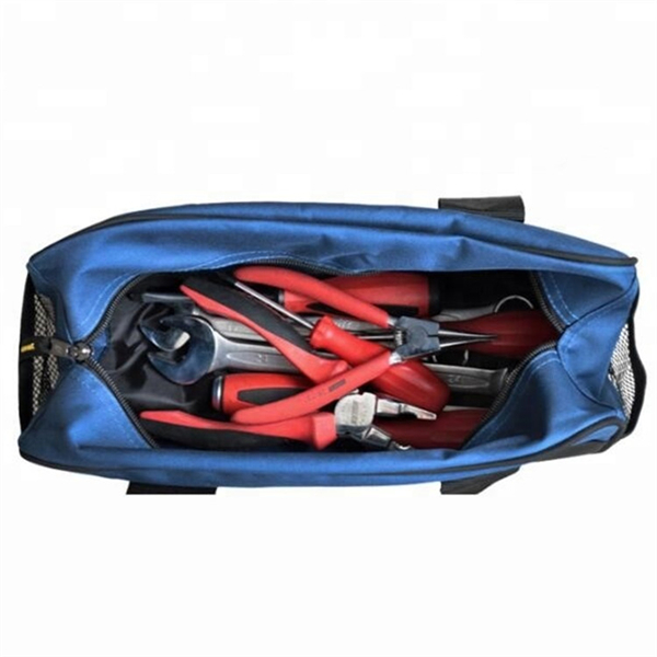 Neophodni Alati Spakovani u Malu, Lako Nosivu Torbu