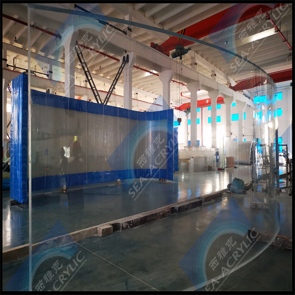 Upgrade your pool design with durable and stylish acrylic curved glass