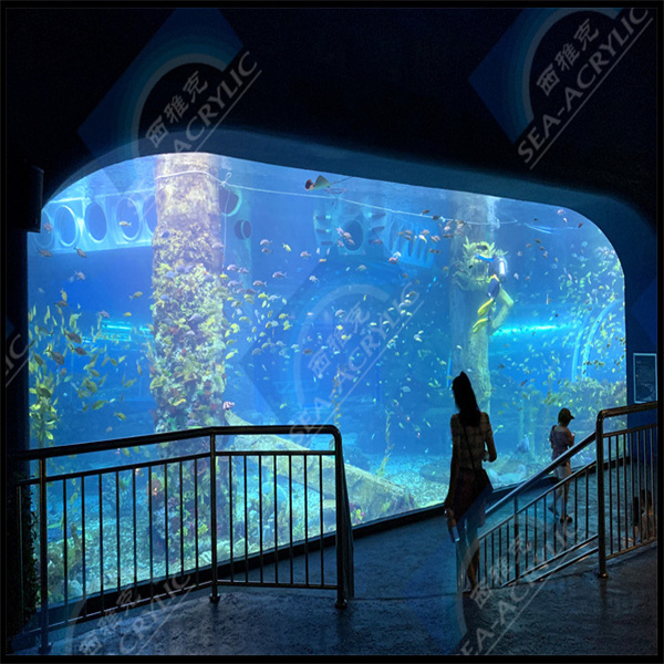 Басейн з акрыловым стеклом