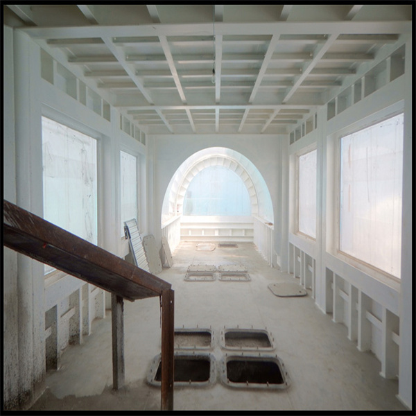 美しく輝く水槽用アクリル板