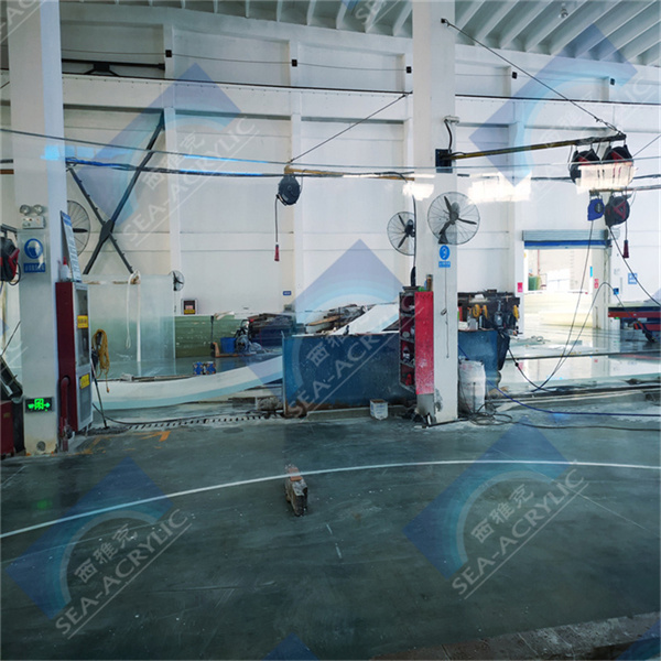 Explore the depths of the ocean without getting wet in an acrylic tunnel.
