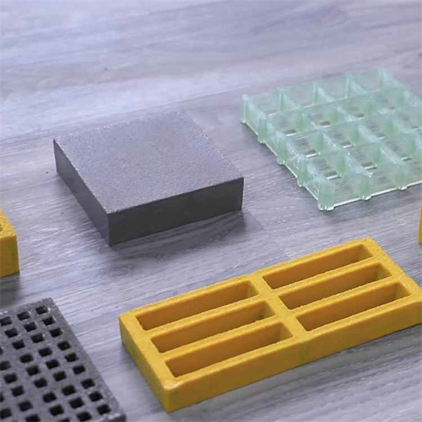 Coût-efficace et efficient - Les tiges de support en fibre de verre ne sont pas seulement économiques, mais elles sont également extrêmement efficaces pour fournir un soutien à une variété de structures et matériaux.