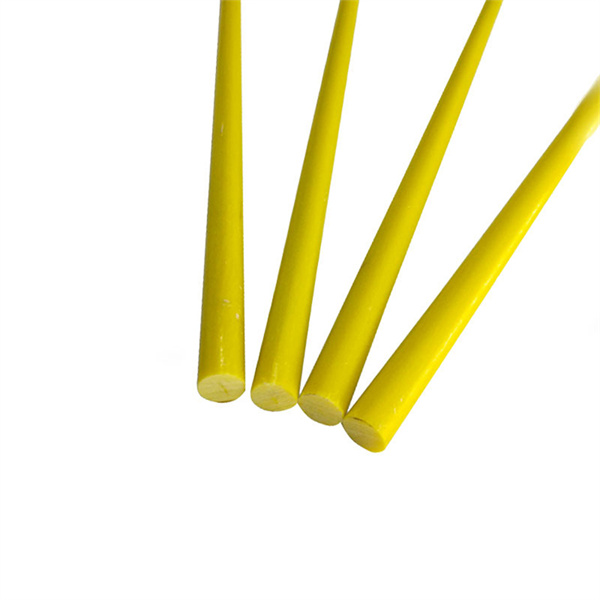 Lightweight and Easy to Handle Orange Fiberglass Stakes for Your Landscaping Needs