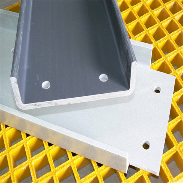 Maximiza tu Alcance con un Palo de Fibra de Vidrio Largo