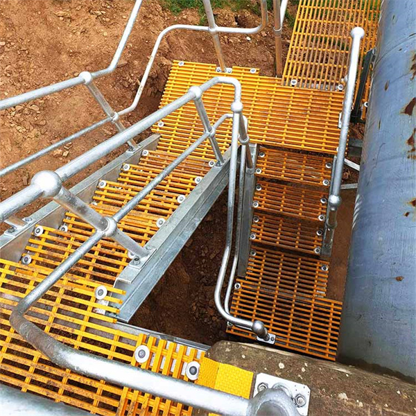 Tingkatkan Set Alat DIY Anda dengan Tiang Kaca Serat 8ft