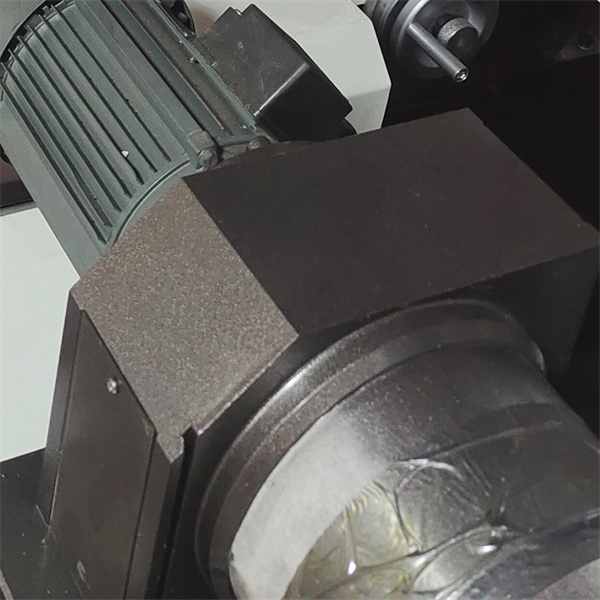 Quality plus Provider of Desktop CNC Lathe