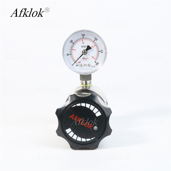 Hvordan en lavtrykks luftregulator hjelper til å forhindre systemfeil