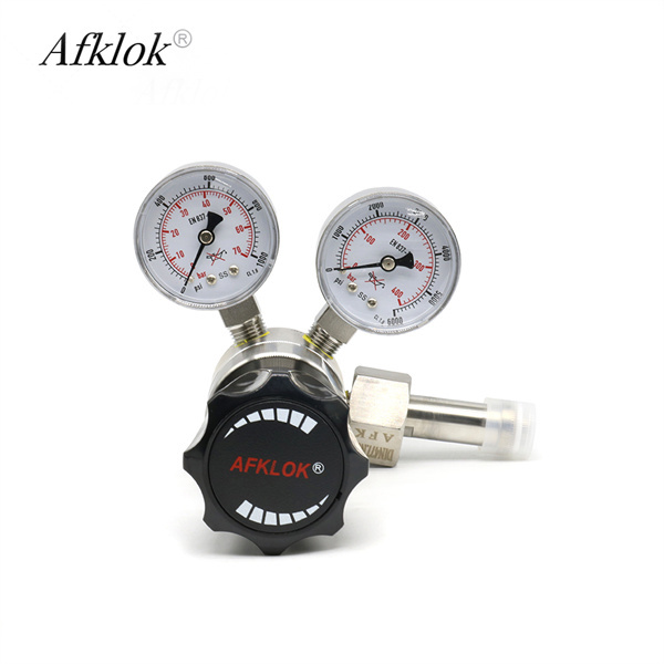 Tangani pengaturan gas dengan pengeluar gas tunggal