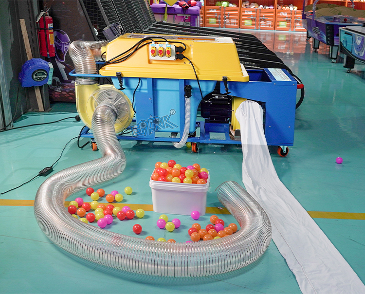 Indoor Playground Ball Pit Ball Cleaner Machine Ocean Ball Cleaning Sterilization Machine manufacture