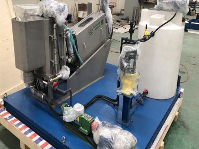 Чыгыш калыңдаштыруу үчүн Decanter Centrifugenin баарынан баштык артыкчылыктары кандай?