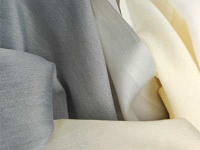 Best 3 Curtain Fabrics for Luxury and Practical Interiors in 2024