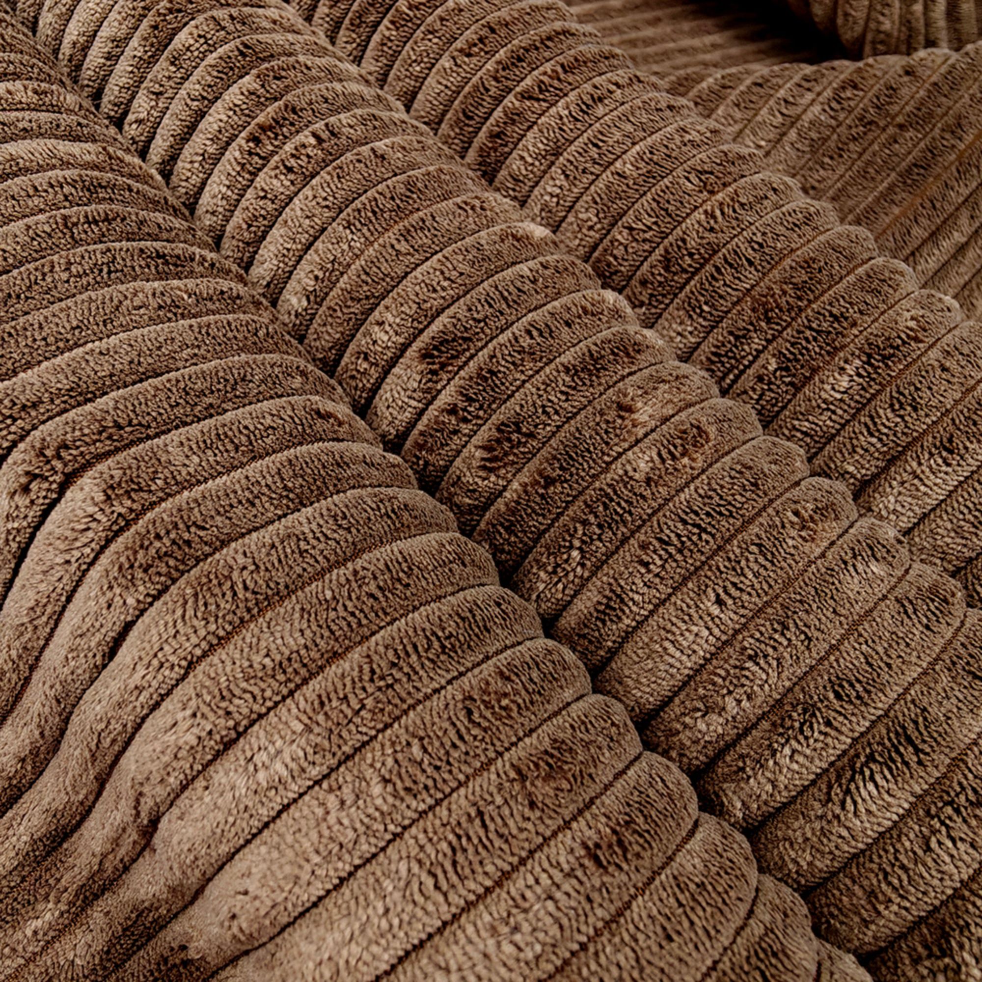 2024s Top Velvet Fabric Suppliers for Sophisticated Interiors