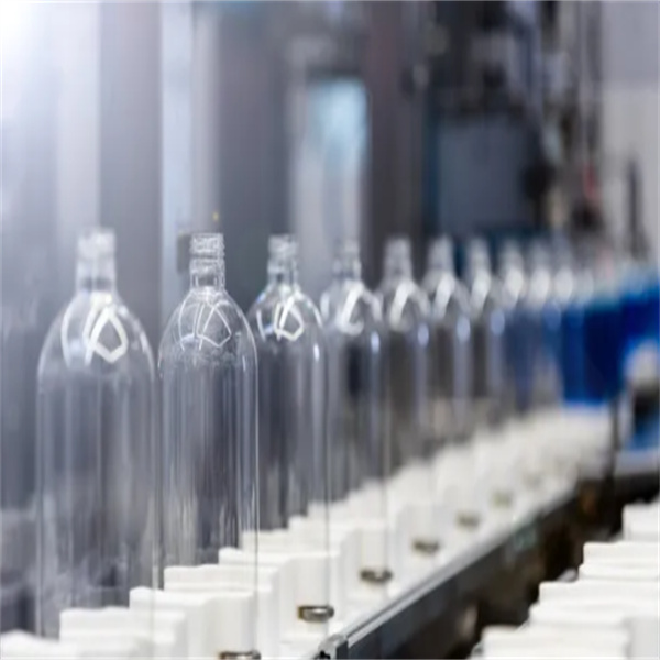 Système automatisé pour une exploitation sans heurt et une réduction du travail manuel