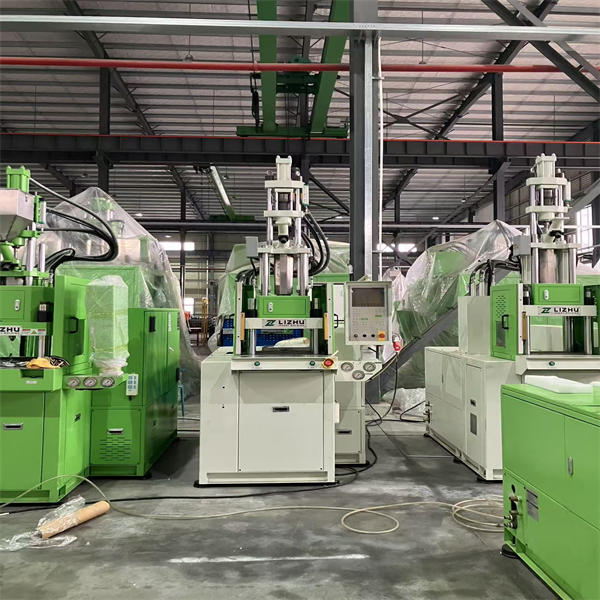 Applicazioni comuni della stampa a iniezione di plastica nel settore automobilistico