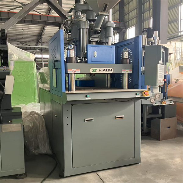 Vertikal Injeksiya Maşını Hibridd Innovasiyası ilə İnzibatiyyatı Yenidən Təyin Edirik