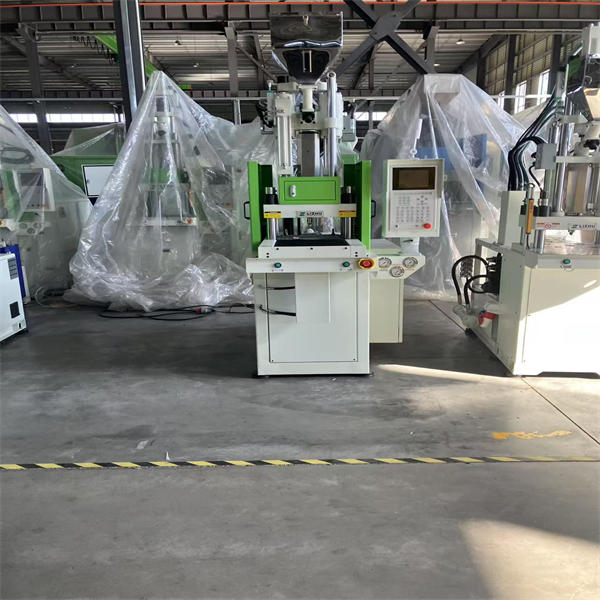 Versatile Capacity for Different Injection Molding Applications
