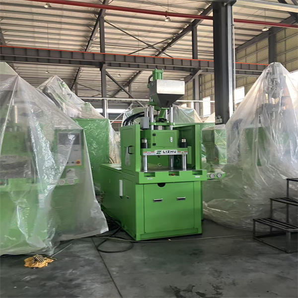 Maximize Space and Minimize Waste with a Small Vertical Injection Molding Machine in Canada