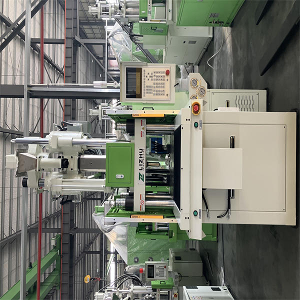 Tingkatkan proses produksi Anda dengan mesin moulding injeksi plastik vertikal