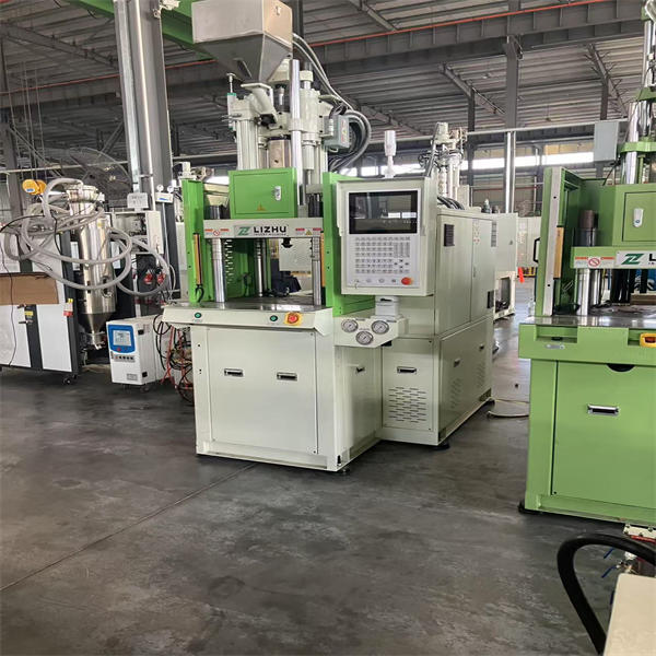 Budget Considerations for Vertical Injection Molding Machines in the USA
