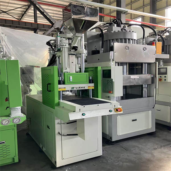 The Advantages of a 150 Ton Injection Molding Machine