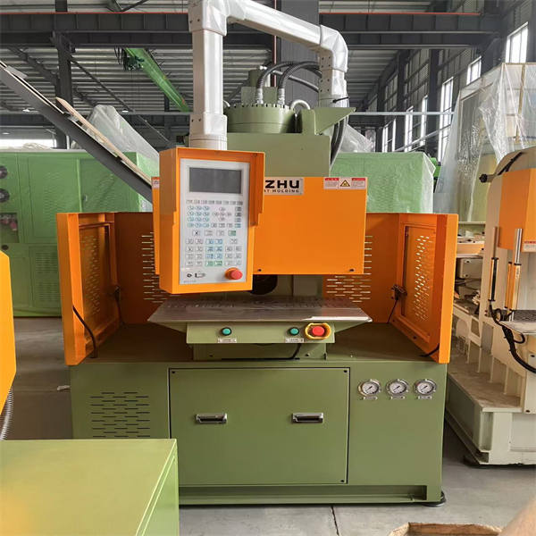 Factors That Affect Pet Injection Moulding Machine Price