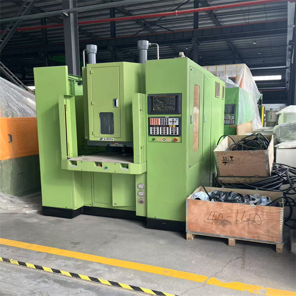 Versatile Solutions with Injection Vertical Machine Electric