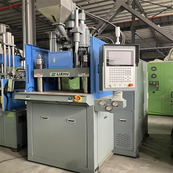 Vertikal Injeksiya Maşını Hibriddin Mükəfərləşmiş Tətbiqləri