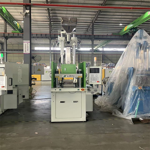Streamline Your Manufacturing with a 100 Ton Moulding Solution