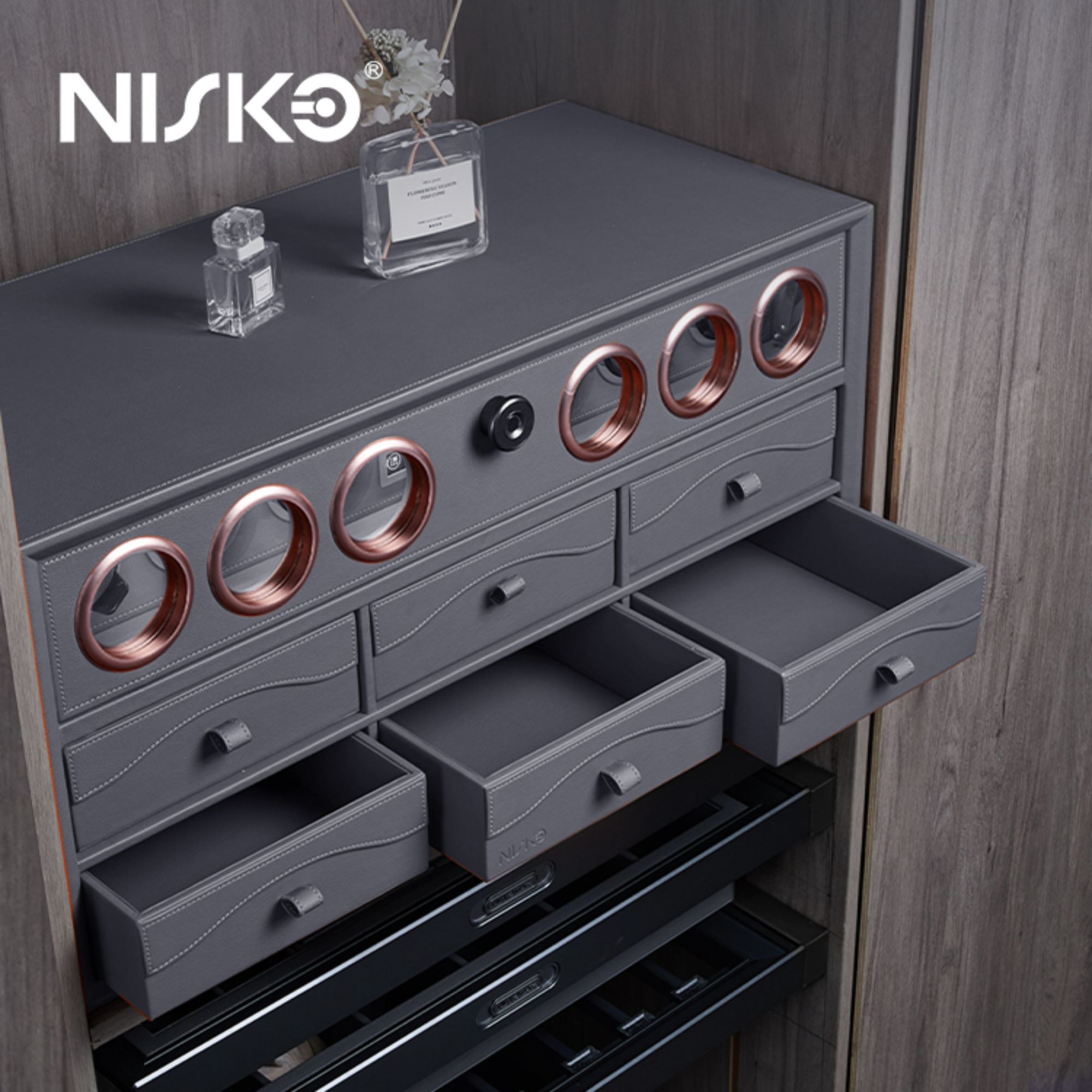 Nisko Luxury Exquisite Leather Box Smart Watch Winder