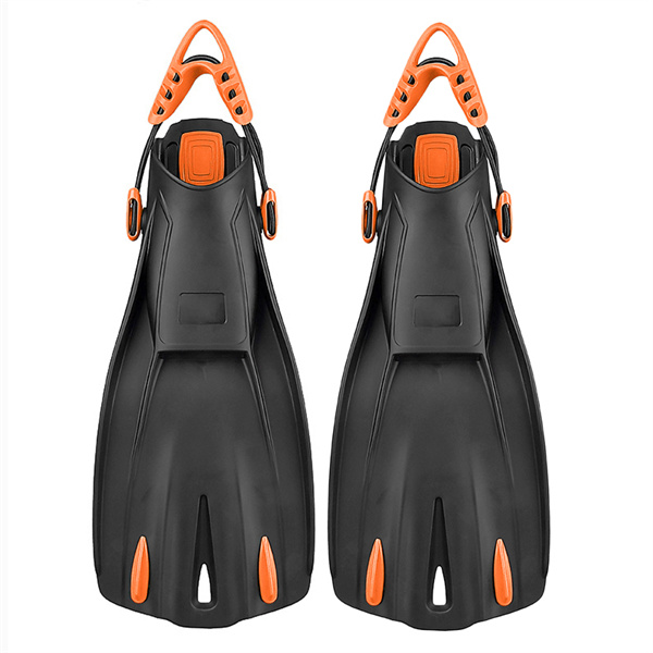 Popraw swoją technikę i prędkość za pomocą płetw do nurkowania