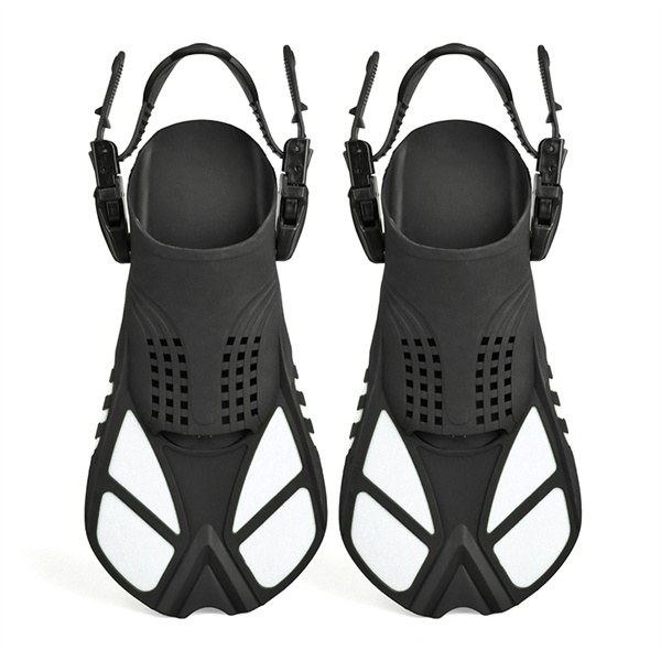 최고의 스노클링 핀으로 해양을 쉽게 탐험하세요