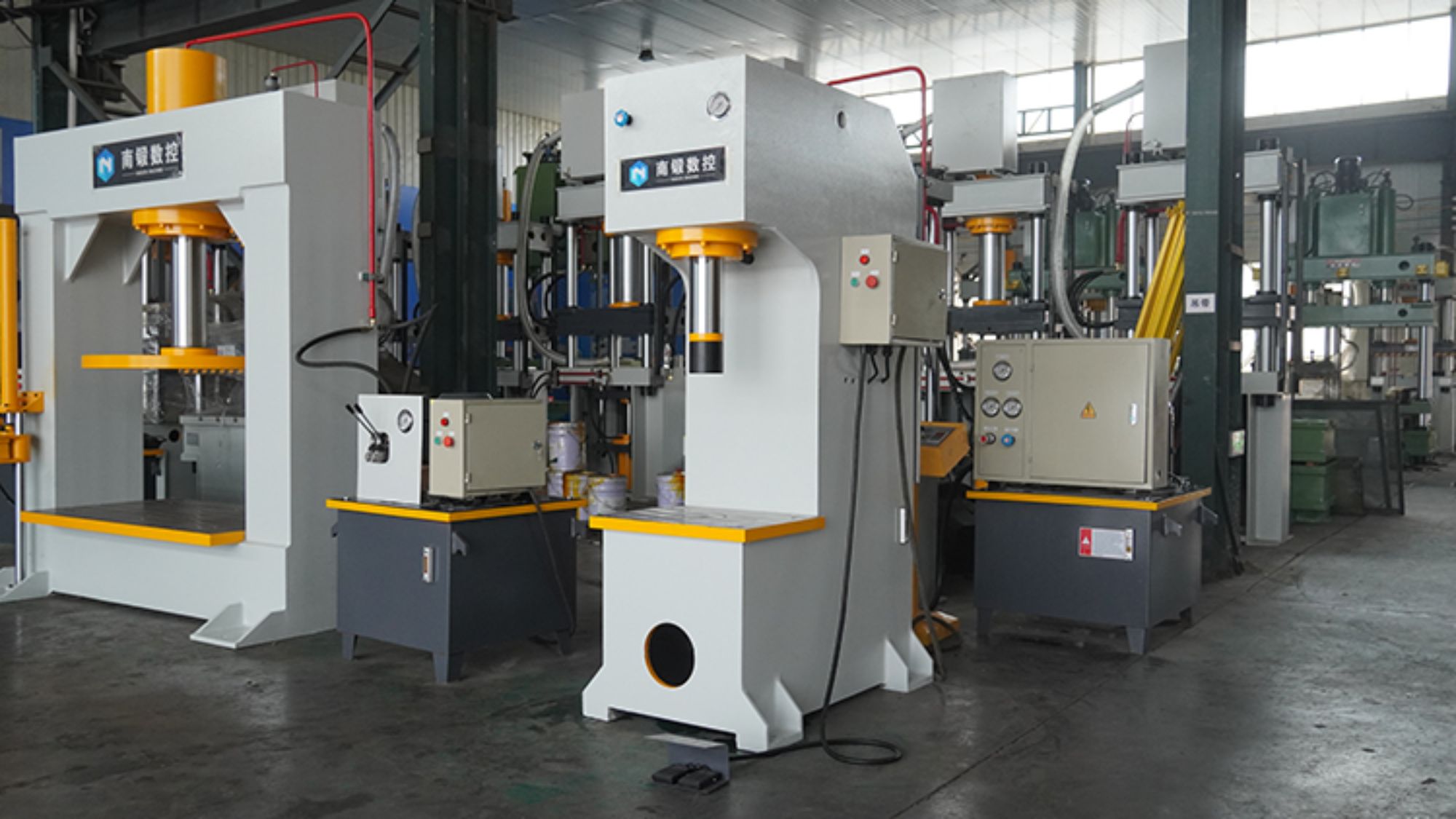 What are the key features and capabilities that make the 63 ton C-frame hydraulic press machine stand out in terms of productivity and efficiency?