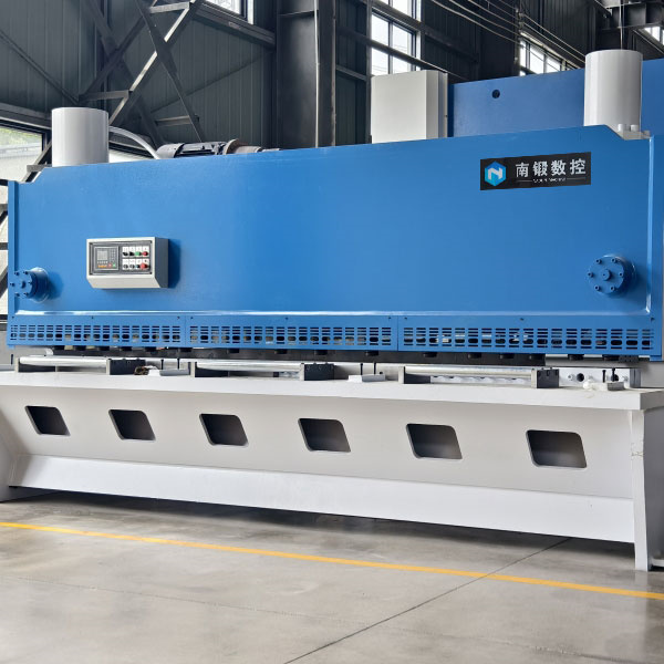 Vielseitige Anwendung bei verschiedenen Metallstärken und -arten