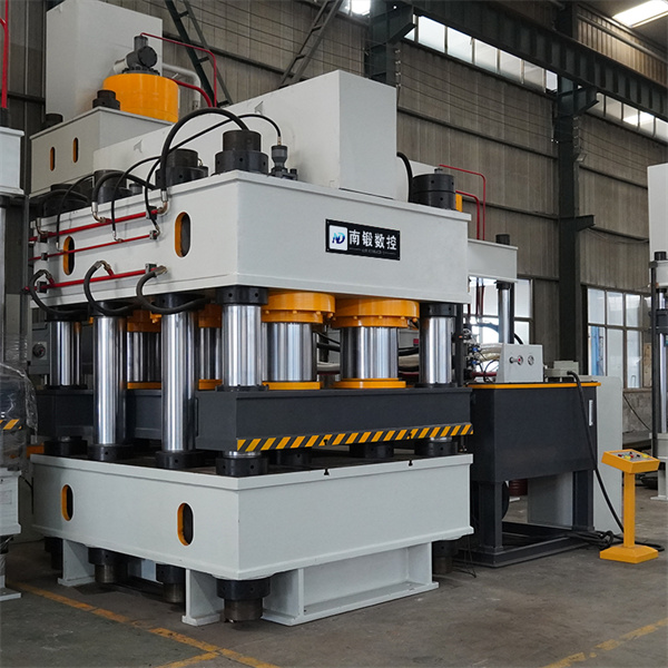 قم بتخصيص المكبس الهيدروليكي الكبير لدينا لتلبية احتياجاتك المحددة ومتطلباتك، وتحسين سير عملك لزيادة الإنتاجية.