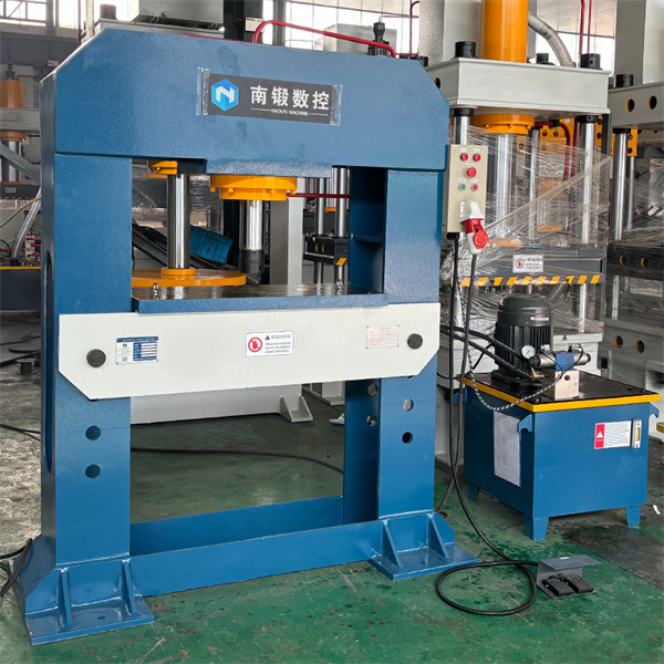 Зголемете продуктивност и смајте простој преку нашите најдобра класа машини