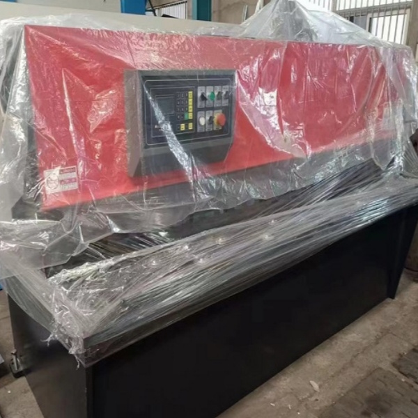 Kosteneffiziente Maschinenschermöglichkeiten für Großbetriebe