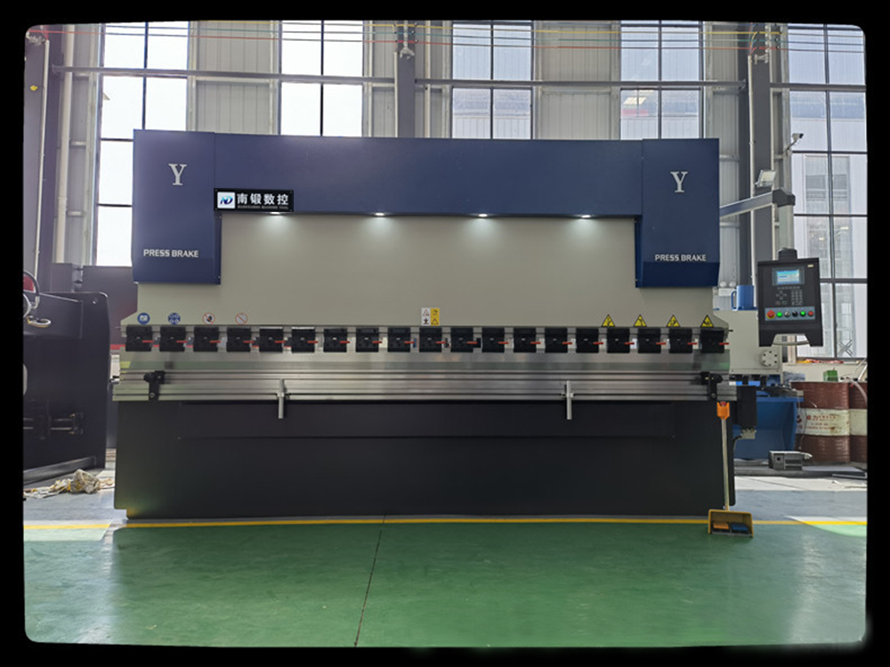 Nadun 200T-3200 CNC Hydraulic Bending Machine supplier