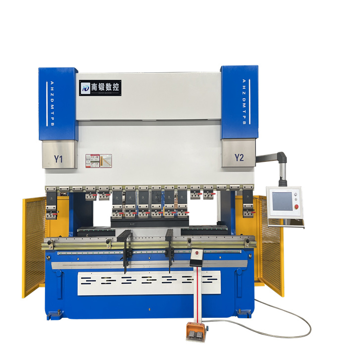 CNC Servo Press Brake Metal Shearing and Folding Equipment 100-ton Large Press Brake