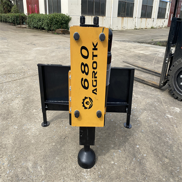 Skid Steer Post Driverlar