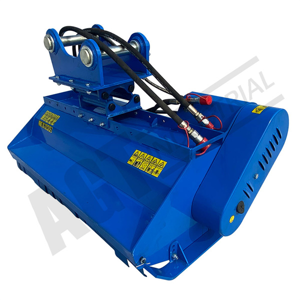 Ubah area yang berumput tinggi menjadi ruang yang rapi dengan pemotong flail ekskavator