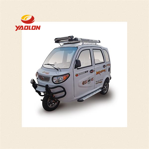 O Conforto de Andar de Triciclo Elétrico de Passageiros