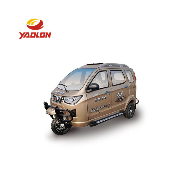 Dhaawac Dhiciyaal ee Dhammaad ah ee Gaadii iyo Motorcycleyd