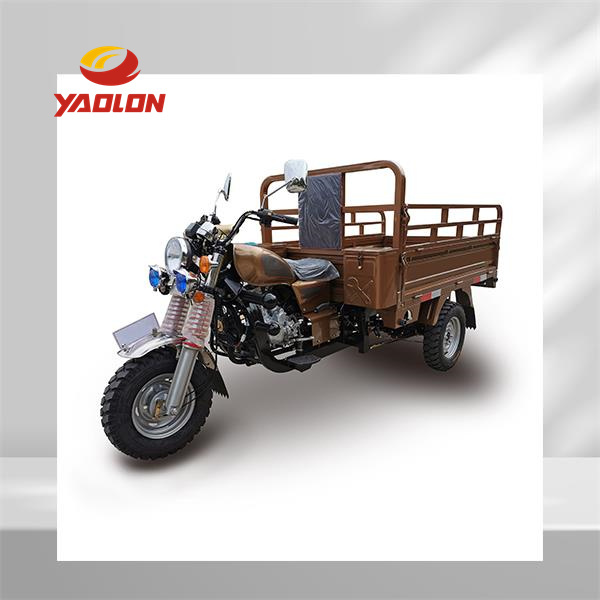 Позвольте своему внутреннему бунтарю вырваться на свободу с помощью плавного и эффективного двигателя мотоцикла