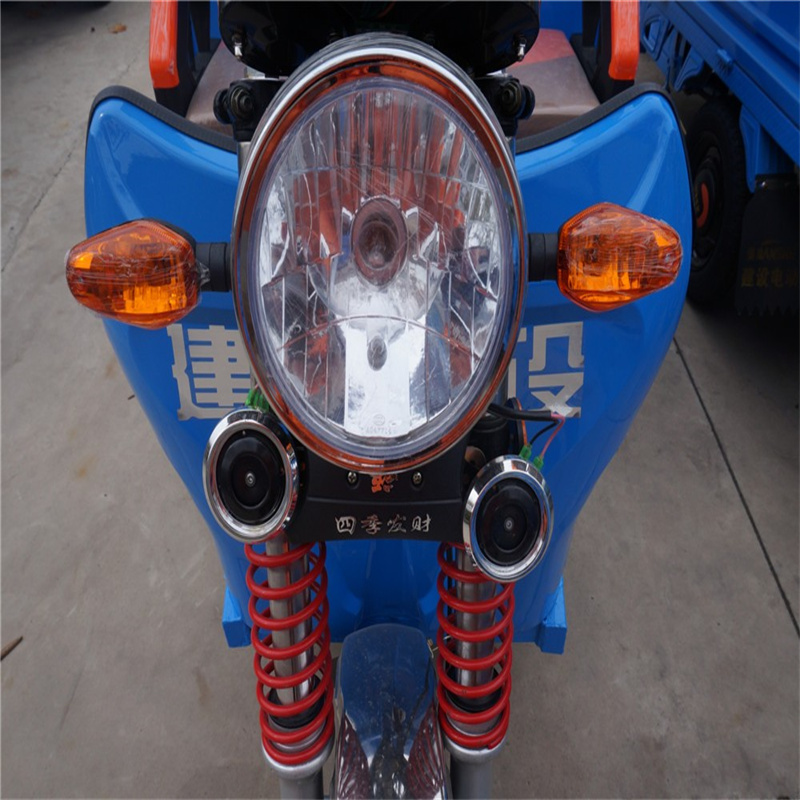 Découvrez les avantages d'investir dans un triporteur avec siège arrière